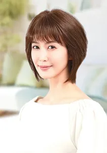 医療用ウィッグライトフェミニン・ショート