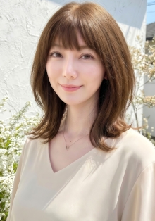 外ハネゆるカール