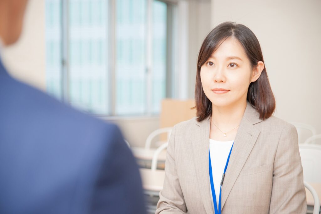ウィッグのこと、友人や同僚に伝えるべき？〜迷ったときに思い出してほしいこと〜